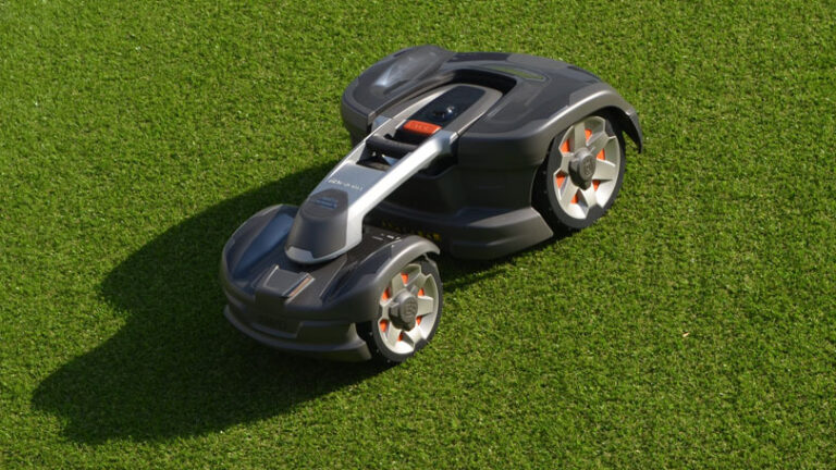 Do Robotic Lawn Mowers Work Going Up and Down Hills?