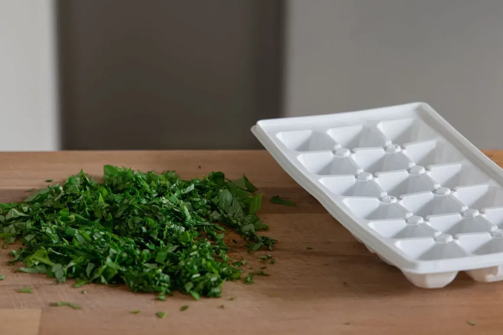 Can You Freeze Basil?