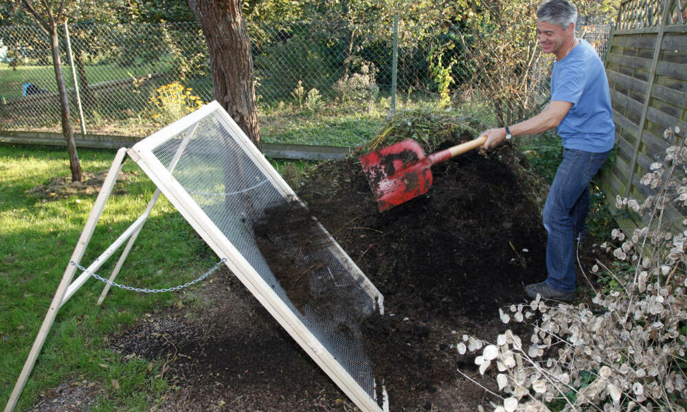 How Do You Make A Homemade Compost Sieve?