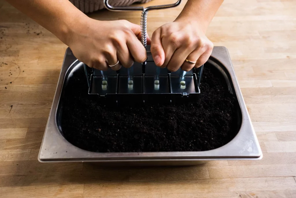 Soil Pot Press: Simplify Your Growing
