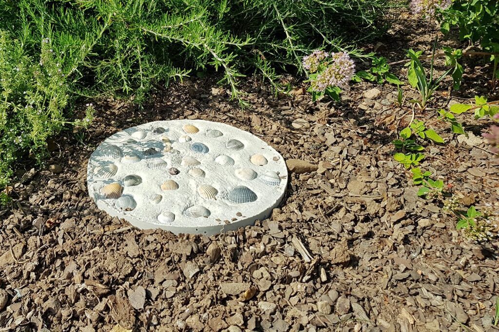 Do It Yourself: Casting Stepping Stones For The Garden