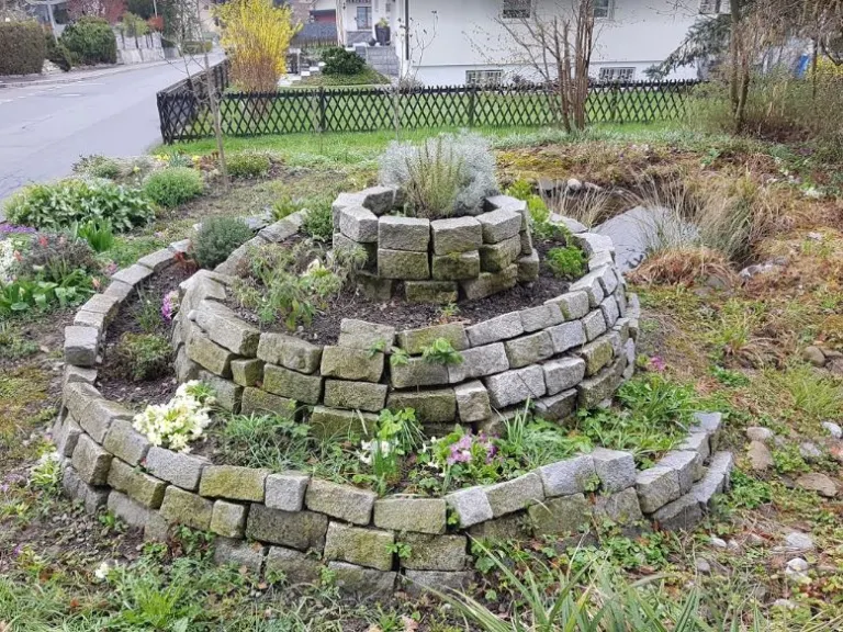 Spiral vegetable gardens: What is it and how to make a spiral vegetable garden?