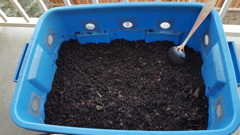 Storing your Compost in the Freezer: Reddit User Says the Benefits