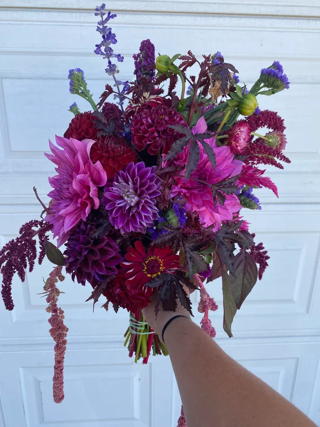 Grow Your Own Wedding Flowers: Reddit User Shows Us How They Do it