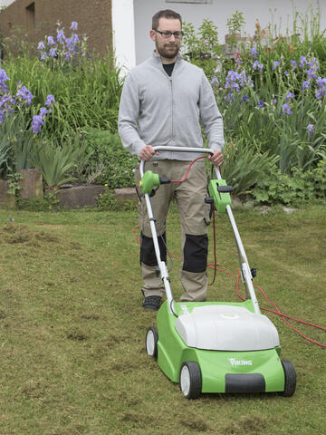 How to Renovate Your Lawn Without Digging Up